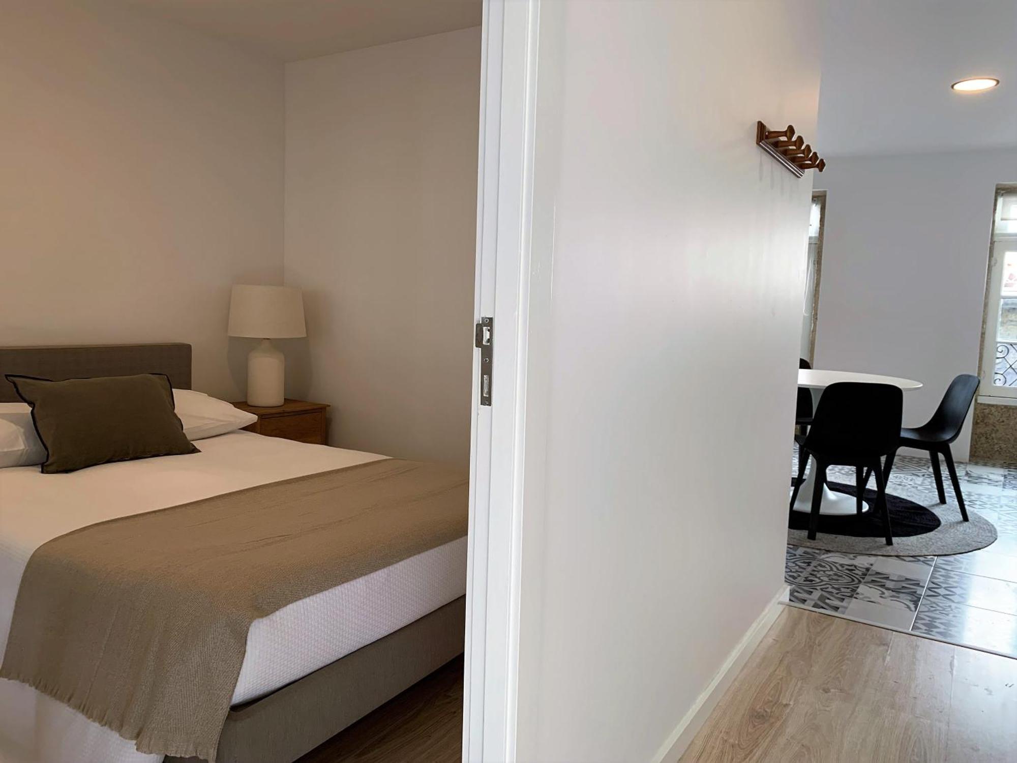 Ribeira Charming Apartments Порту Номер фото