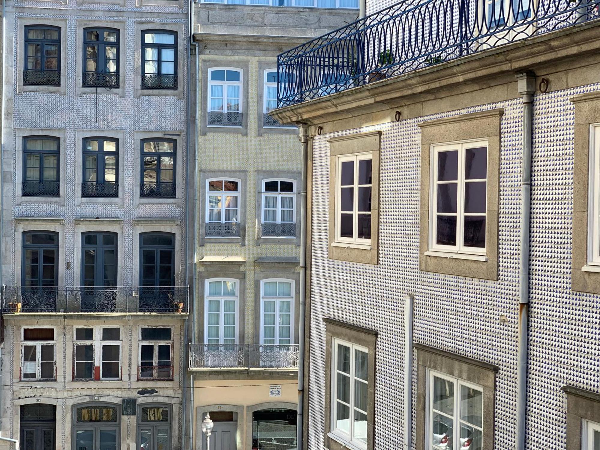 Ribeira Charming Apartments Порту Номер фото